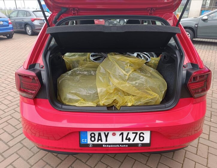 Volkswagen Polo Hatchback 999,0 70 kw