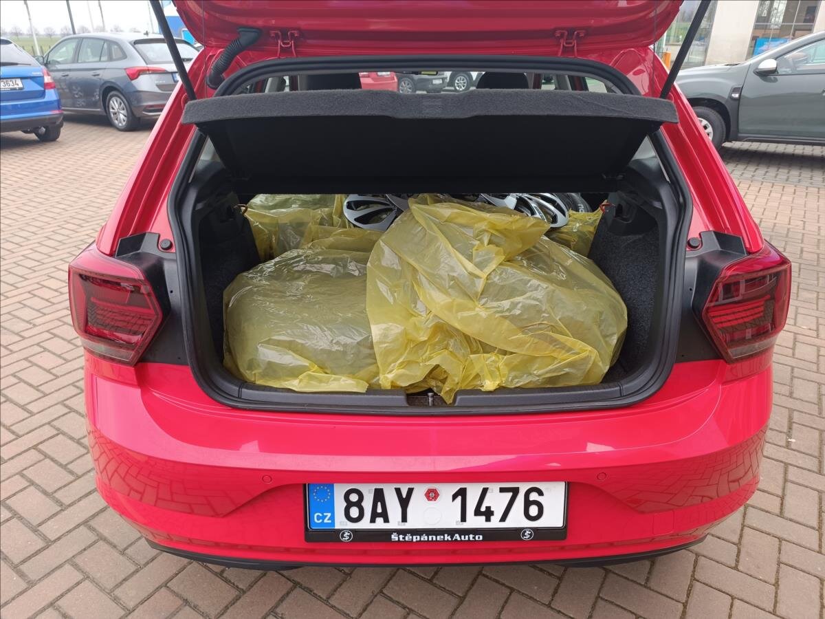 Volkswagen Polo Hatchback 999,0 70 kw