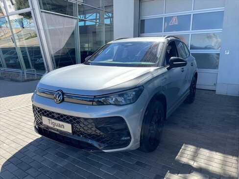 Volkswagen Tiguan SUV 1,5 l 150 kw