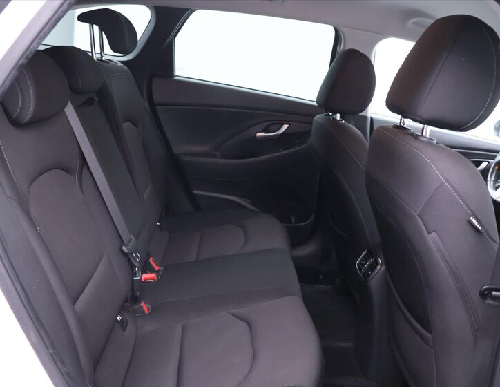 Hyundai i30 Kombi 1,6 l 85 kw