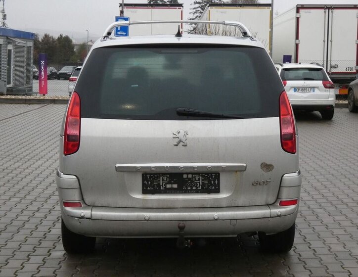 Peugeot 807 8