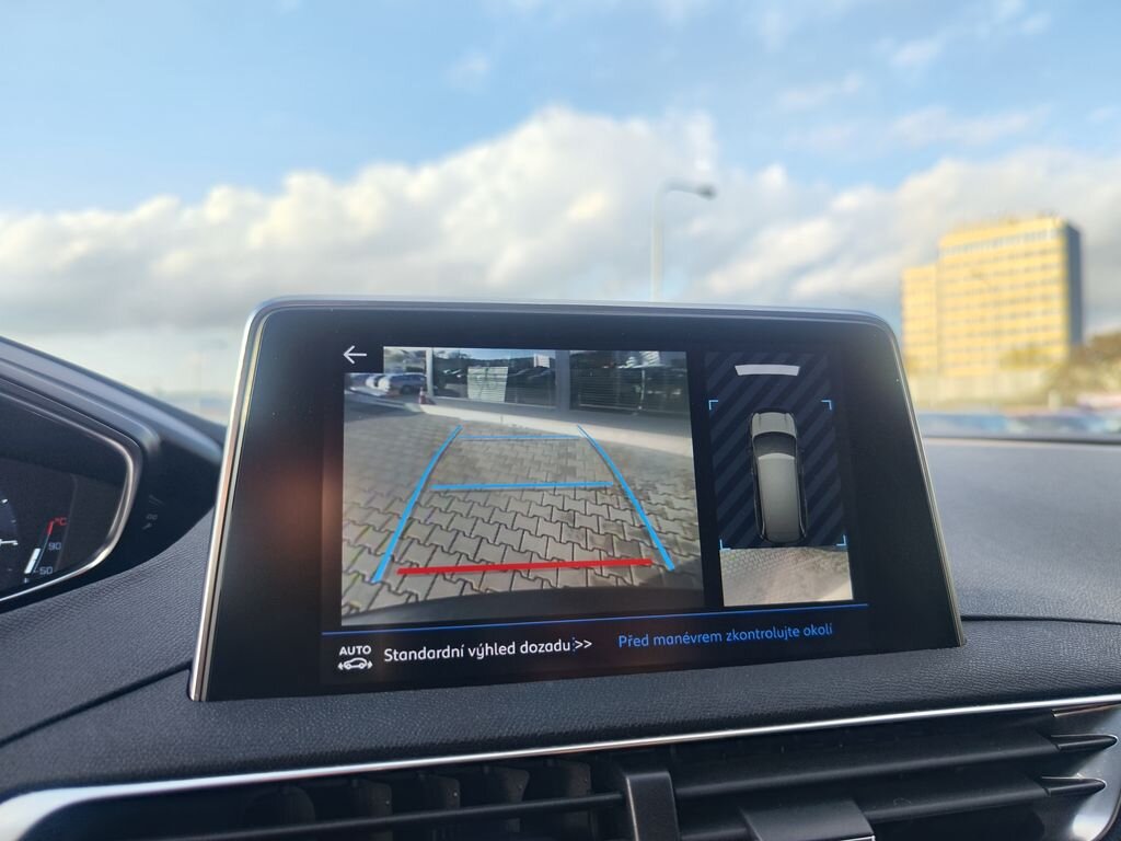 Peugeot 5008 SUV / Terénní 1,2 l 96 kw