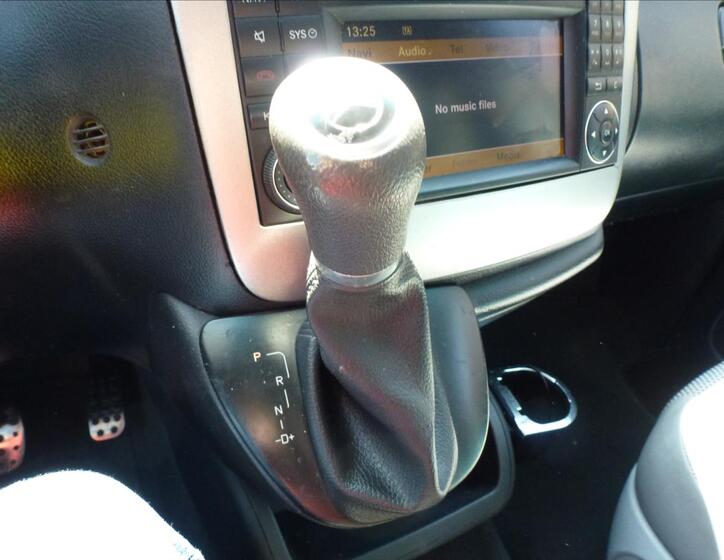 Mercedes-Benz Viano 36