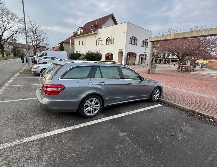 Mercedes-Benz Třídy E Kombi 0,0 195 kw