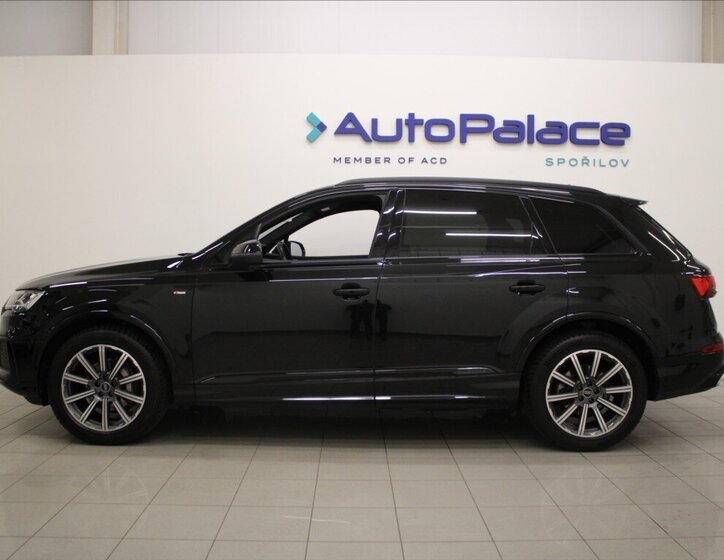 Audi Q7 SUV 3,0 l 210 kw