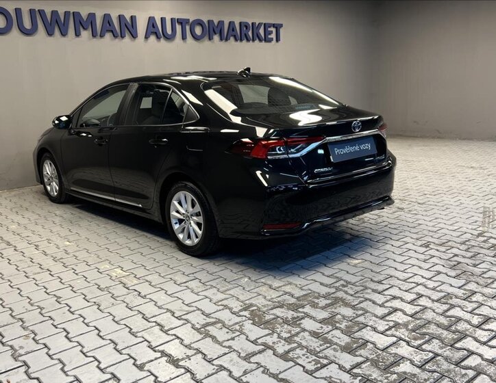 Toyota Corolla Sedan 1,8 l 72 kw