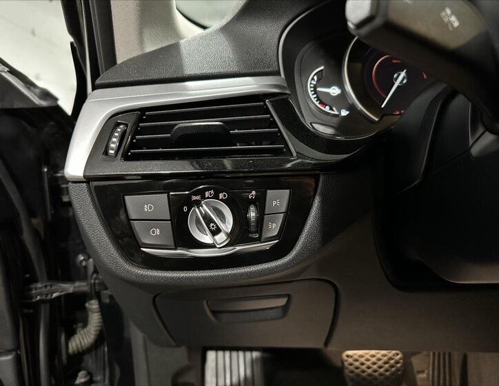 BMW Řada 5 Sedan 2,0 l 135 kw