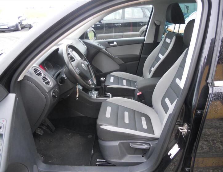 Volkswagen Tiguan 12