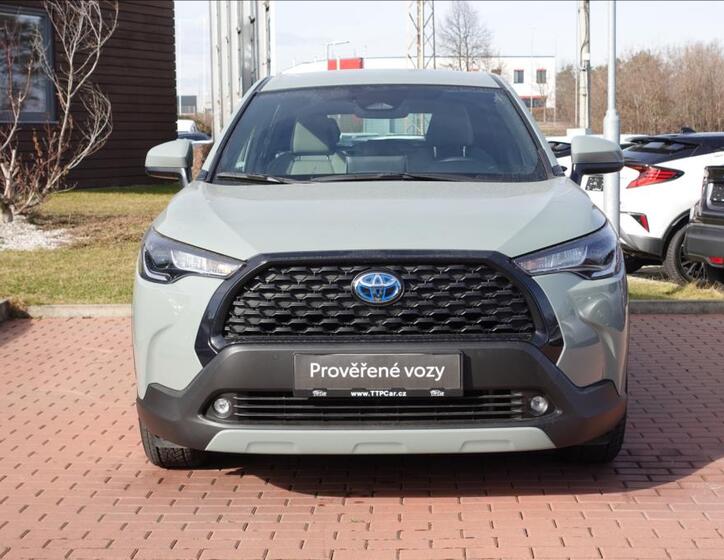 Toyota Corolla Cross 2