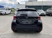 Toyota Yaris 6