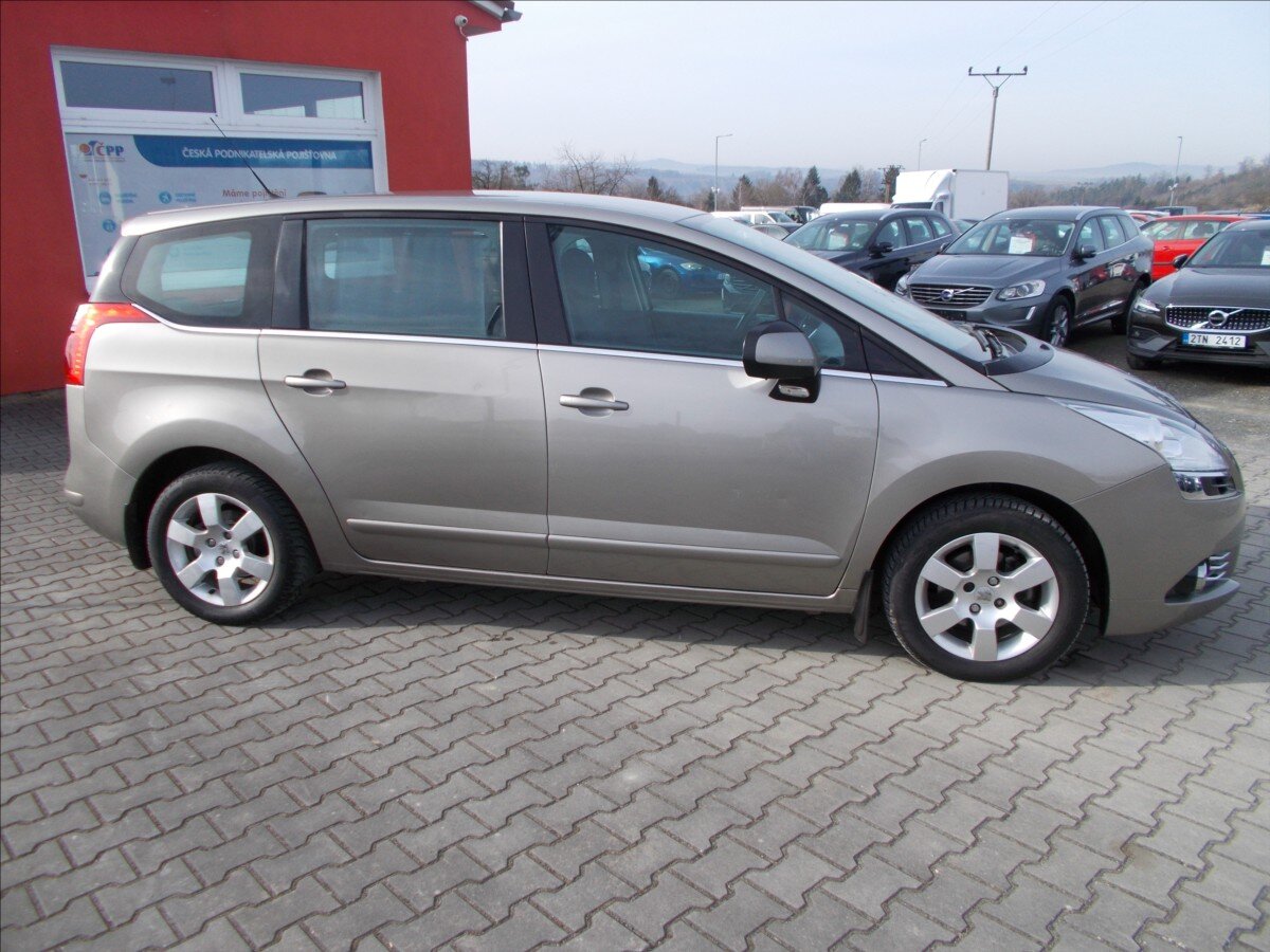 Peugeot 5008 MPV 1,6 l 80 kw