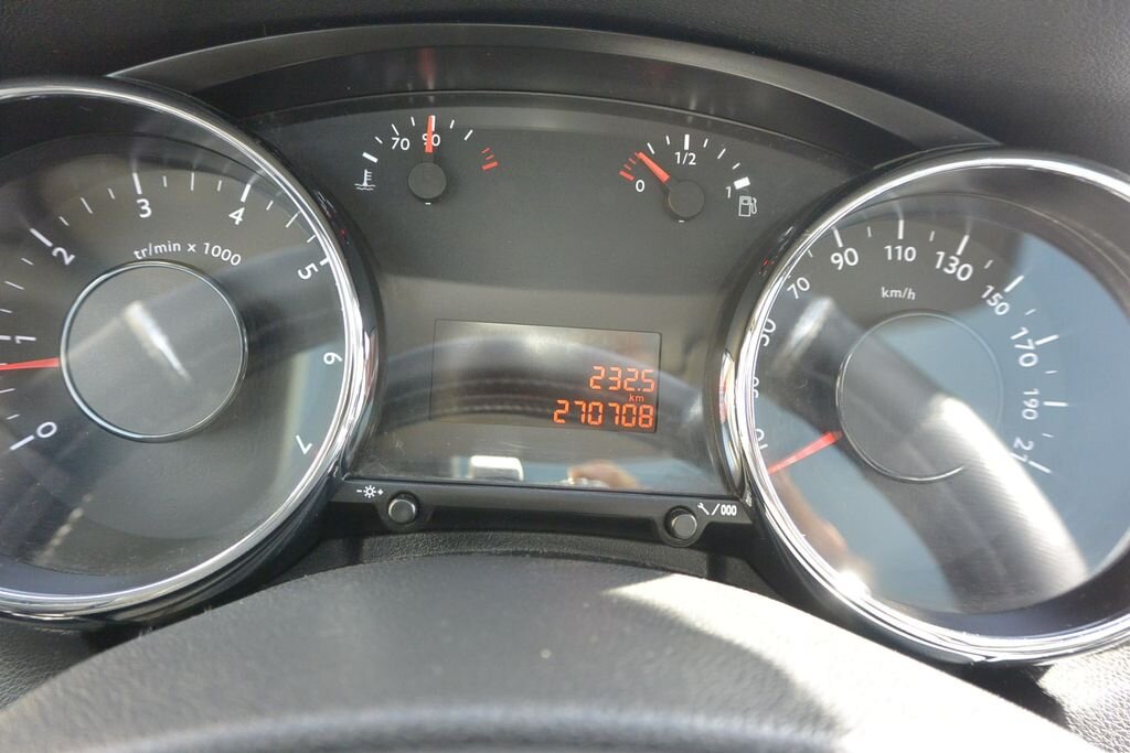 Peugeot 5008 MPV 1,6 l 88 kw