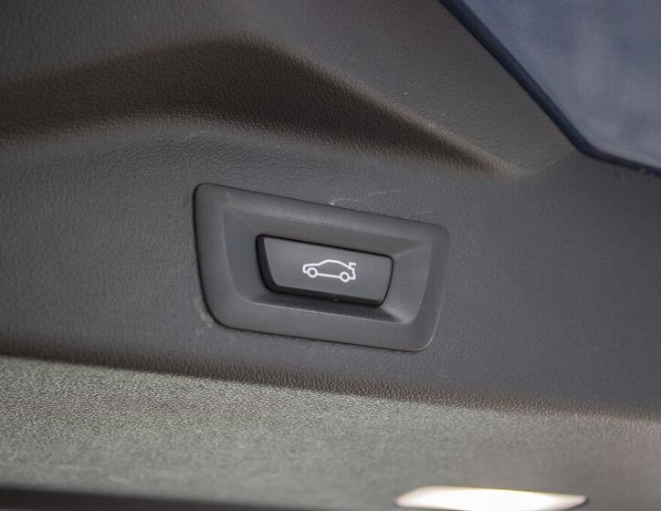 BMW X5 SUV 3,0 l 195 kw