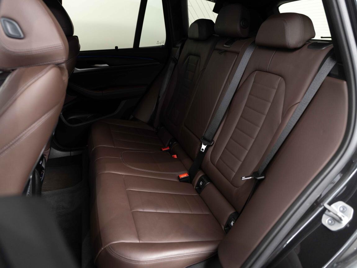 BMW X3 SUV 2,0 l 215 kw