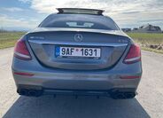 Mercedes-Benz Třídy E 4