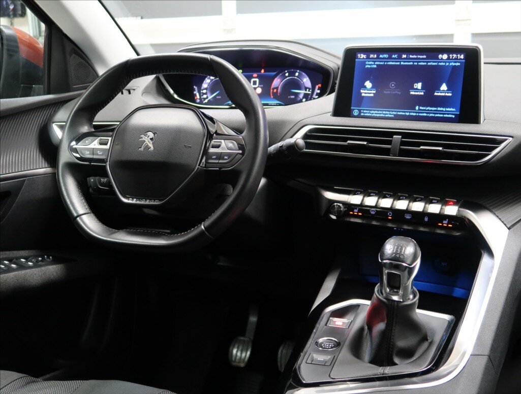 Peugeot 5008 MPV 1,5 l 96 kw