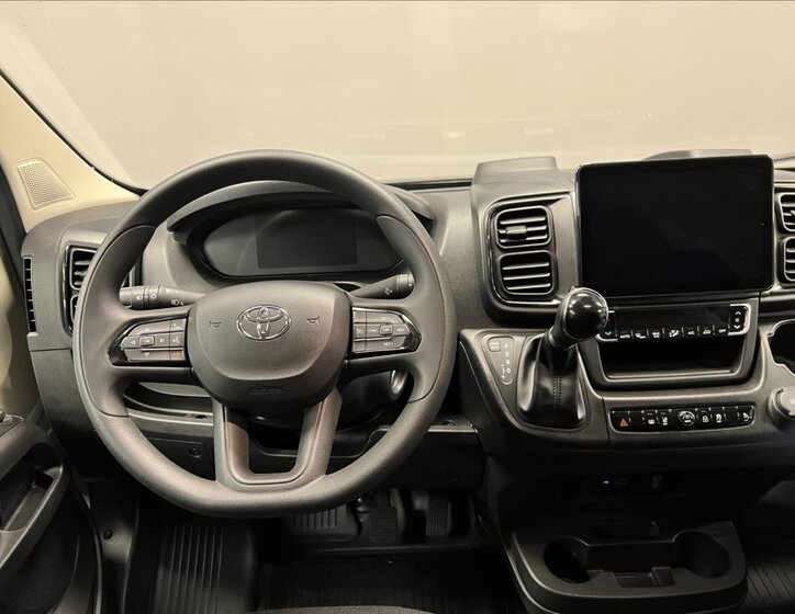 Toyota ProAce VAN-Minibus 2,2 l 103 kw