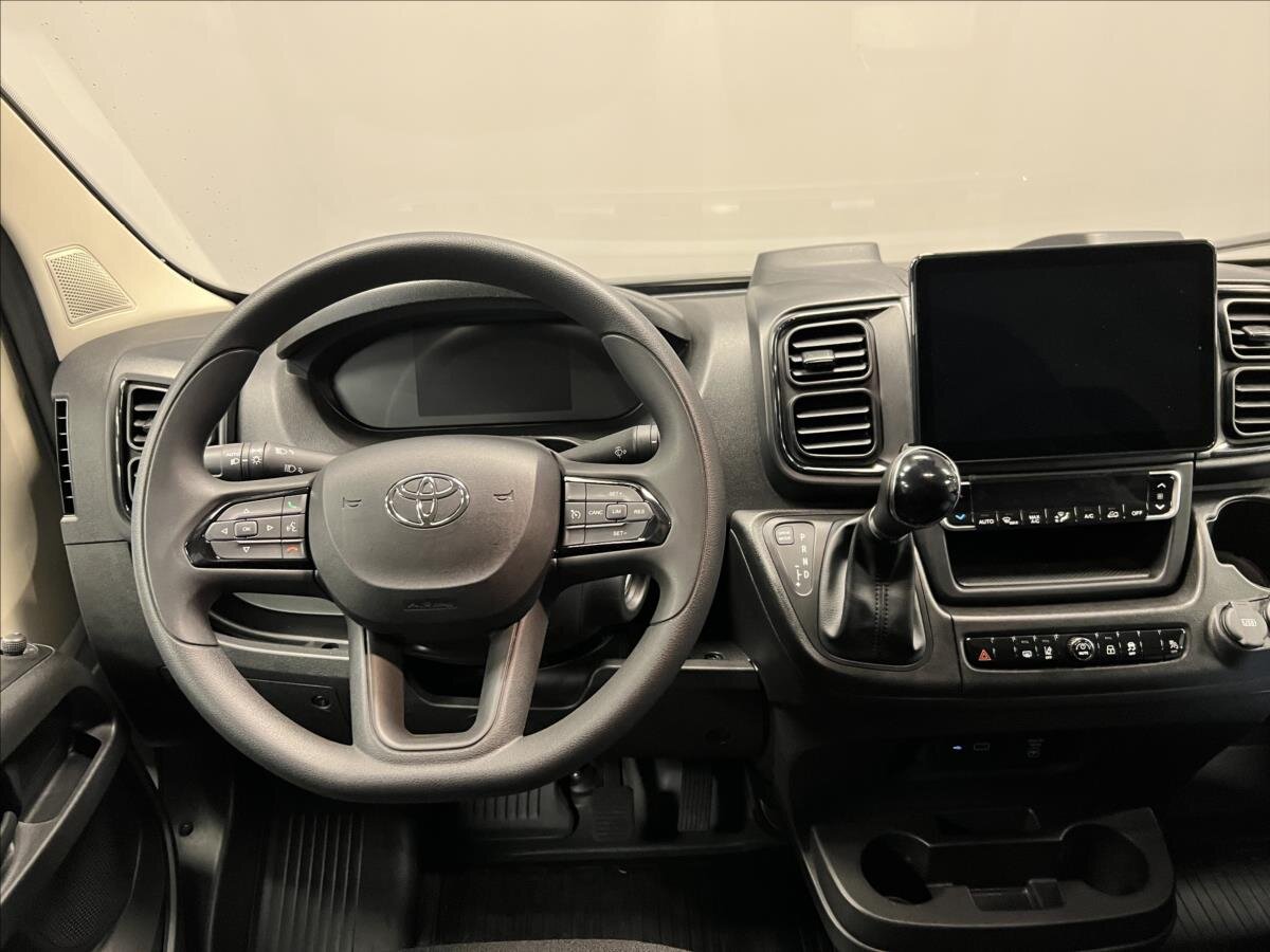 Toyota ProAce VAN-Minibus 2,2 l 103 kw