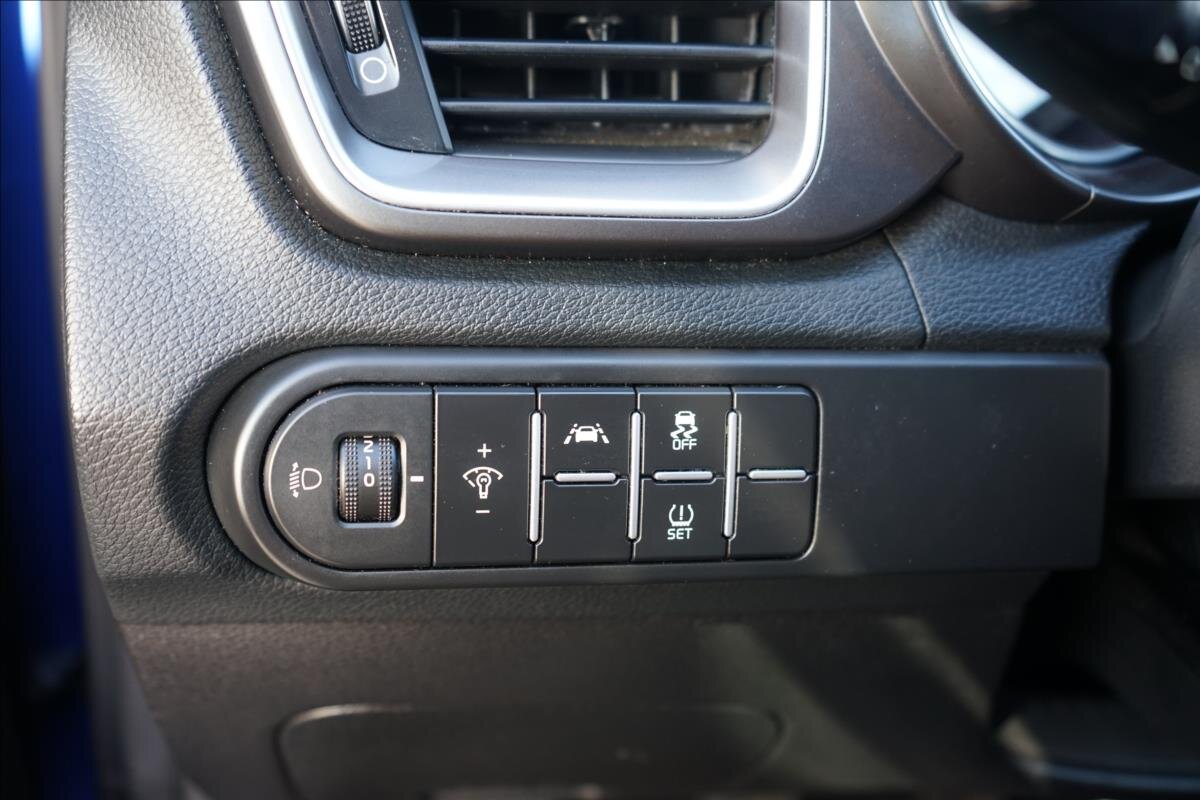 KIA Ceed Hatchback 998,0 73 kw