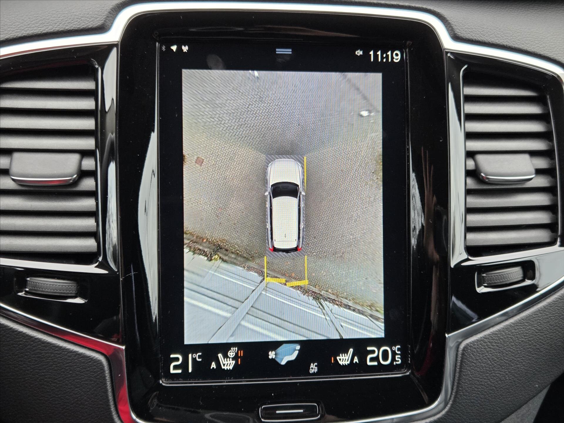 Volvo XC90 SUV / Terénní 2,0 l 173 kw