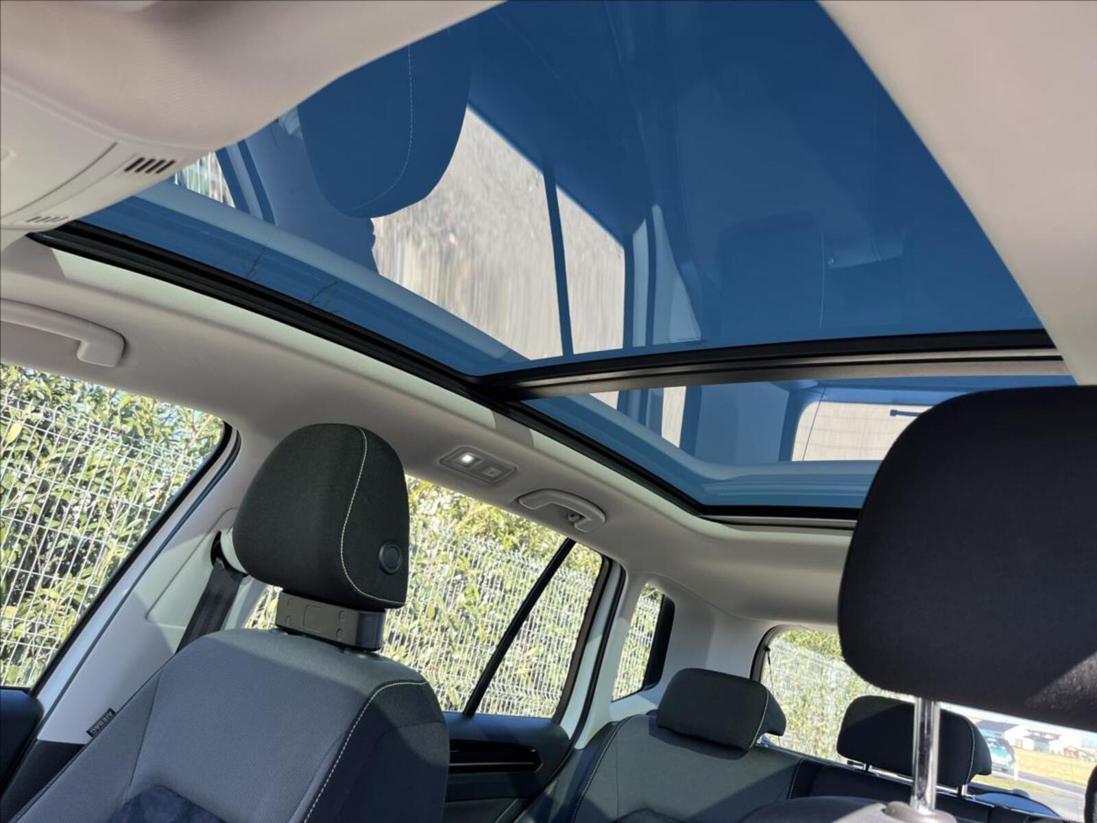 Volkswagen Golf Sportsvan 53