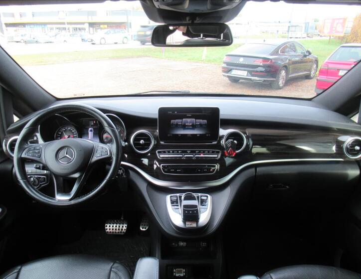 Mercedes-Benz Třídy V 9