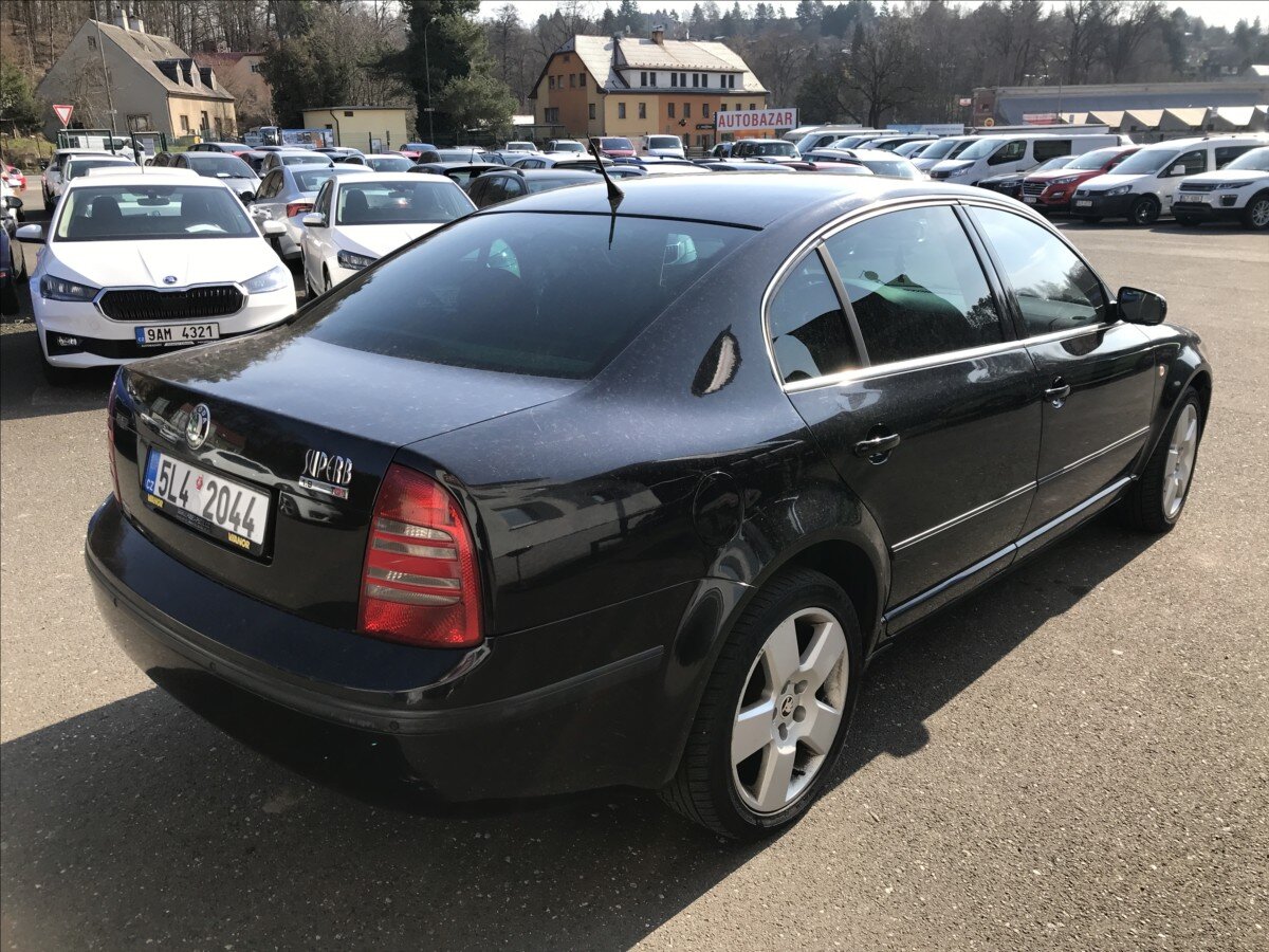 Škoda Superb Sedan / Limuzína 1,9 l 96 kw