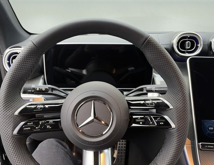 Mercedes-Benz GLC 11