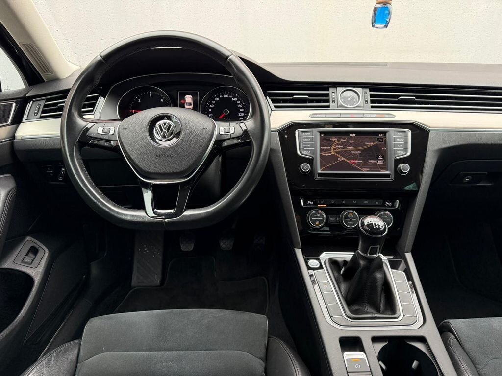 Volkswagen Passat Sedan 2,0 l 110 kw