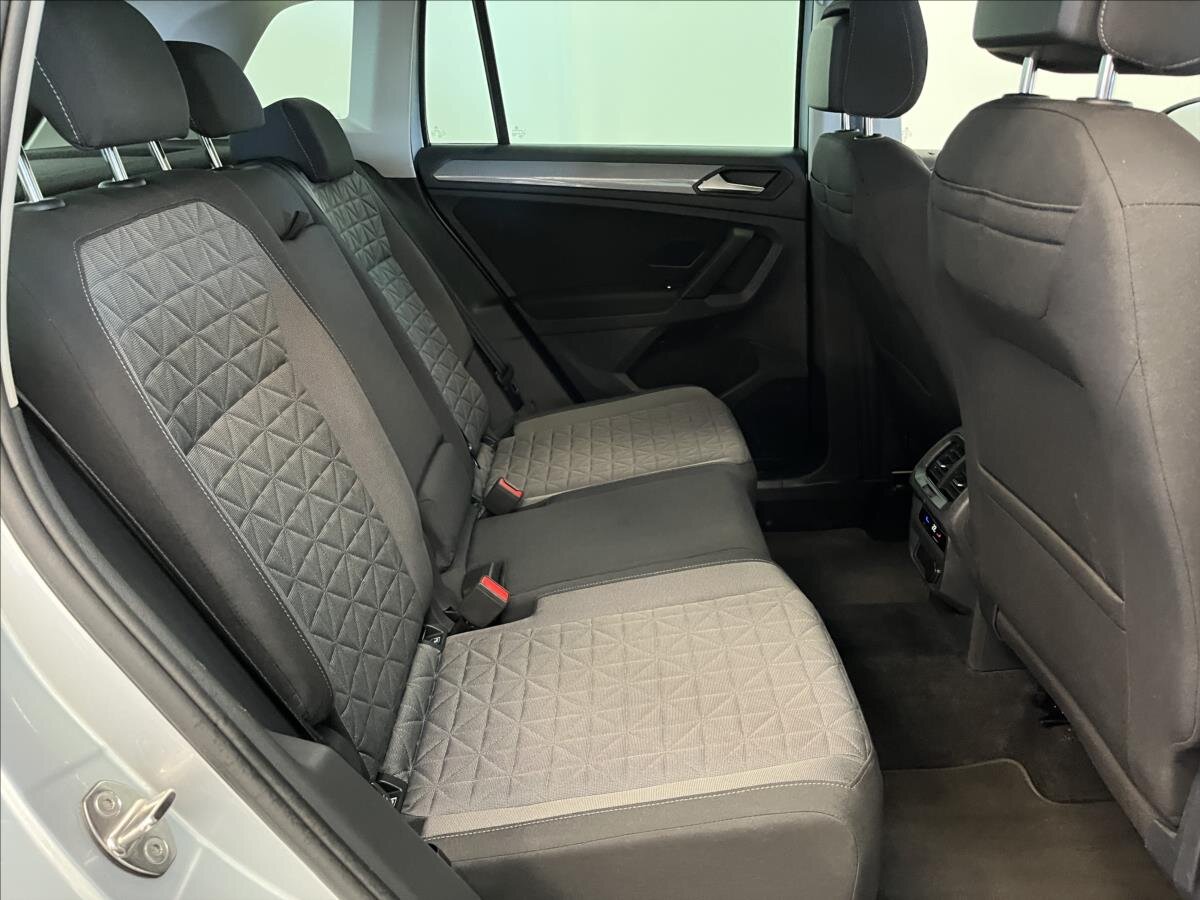 Volkswagen Tiguan SUV 1,5 l 110 kw
