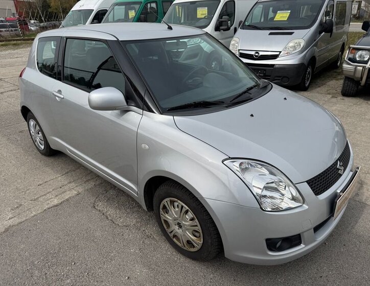 Suzuki Swift Hatchback 1,3 l 67 kw
