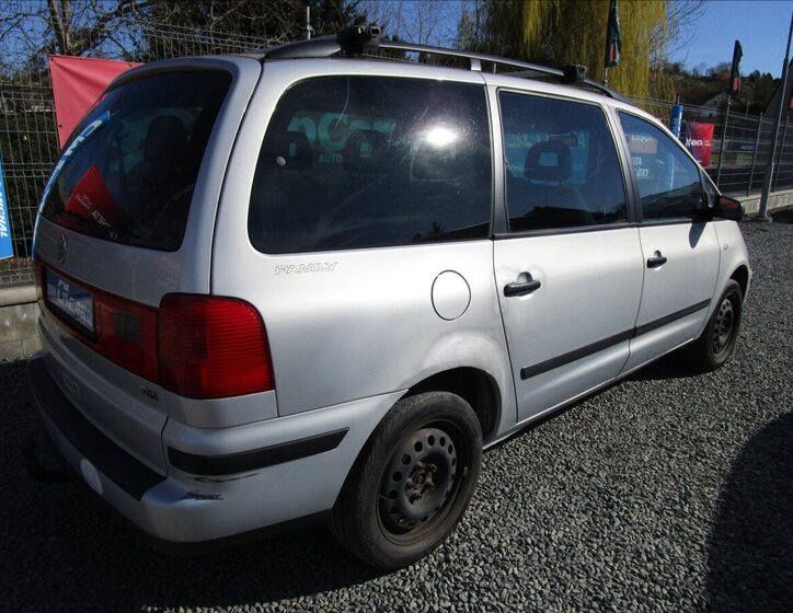 Volkswagen Sharan Kombi 1,9 l 85 kw