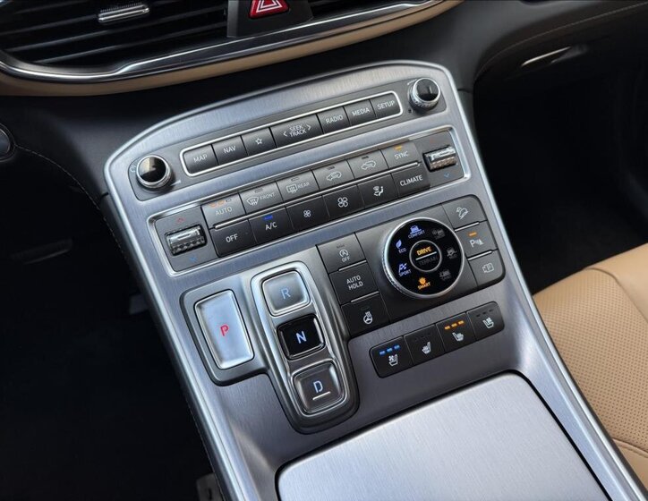 Hyundai Santa Fe SUV / Terénní 2,2 l 142 kw