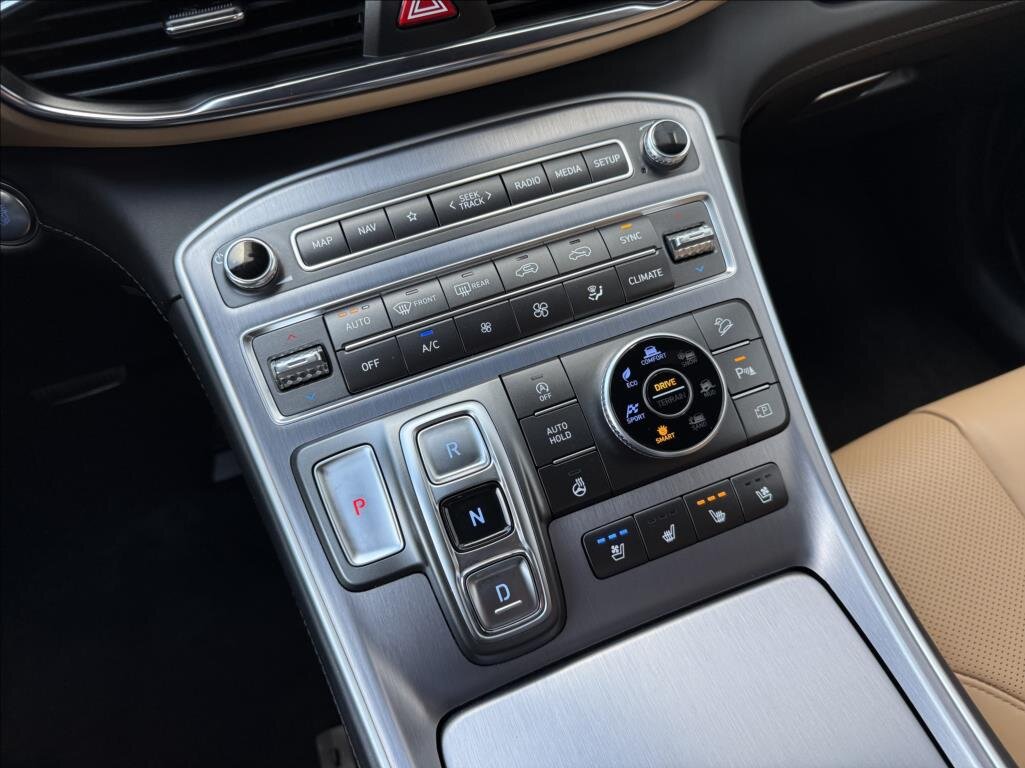 Hyundai Santa Fe SUV / Terénní 2,2 l 142 kw