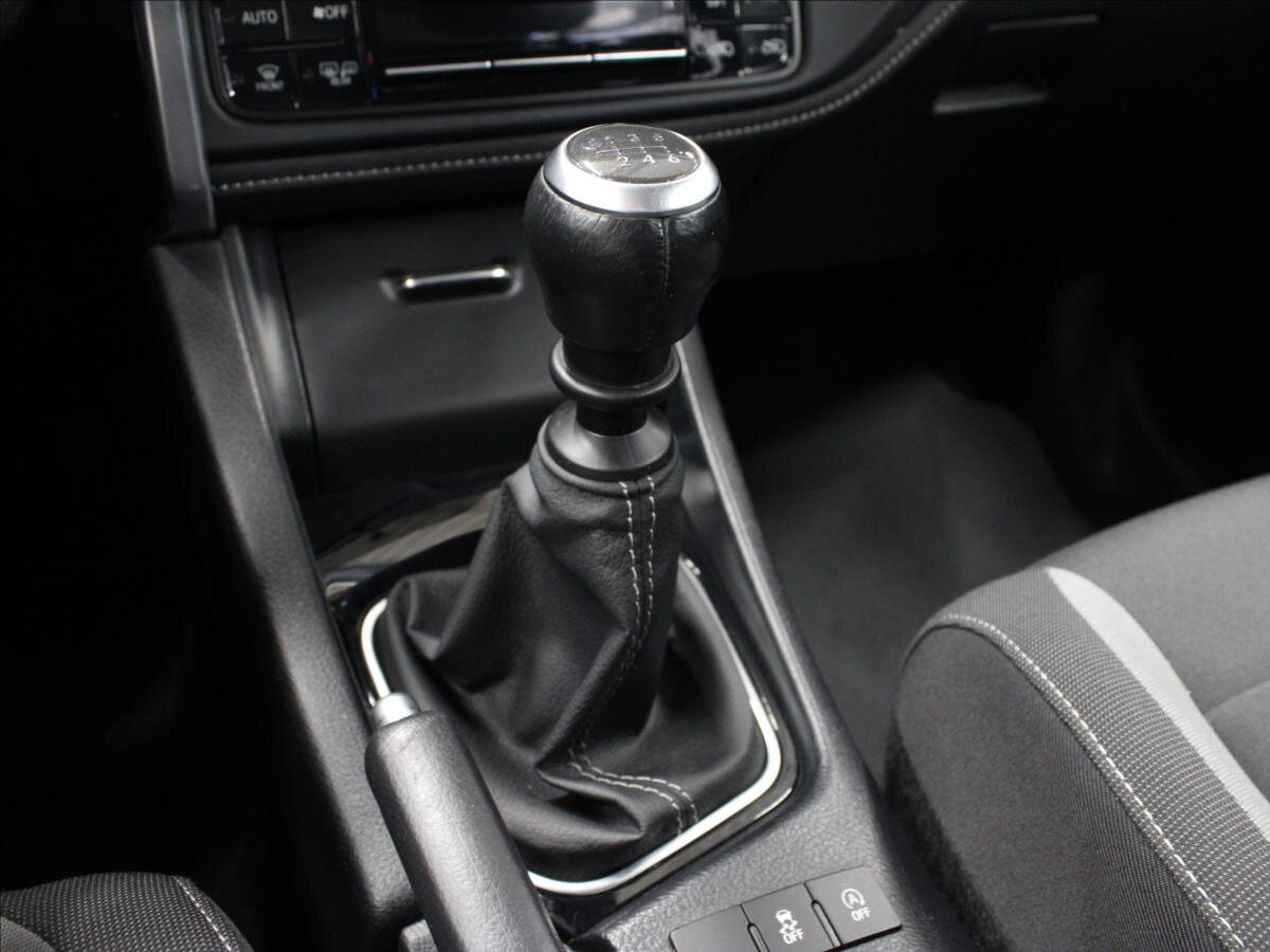 Toyota Auris Hatchback 1,2 l 85 kw