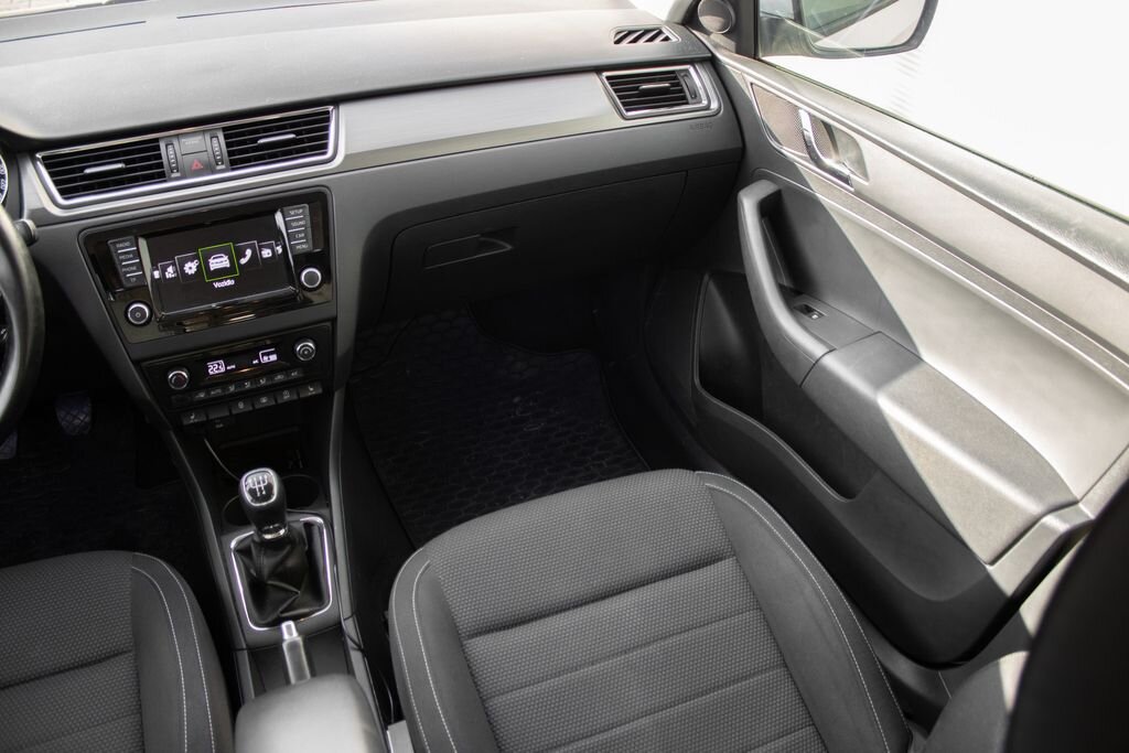 Škoda Rapid Sedan / Limuzína 1,4 l 66 kw