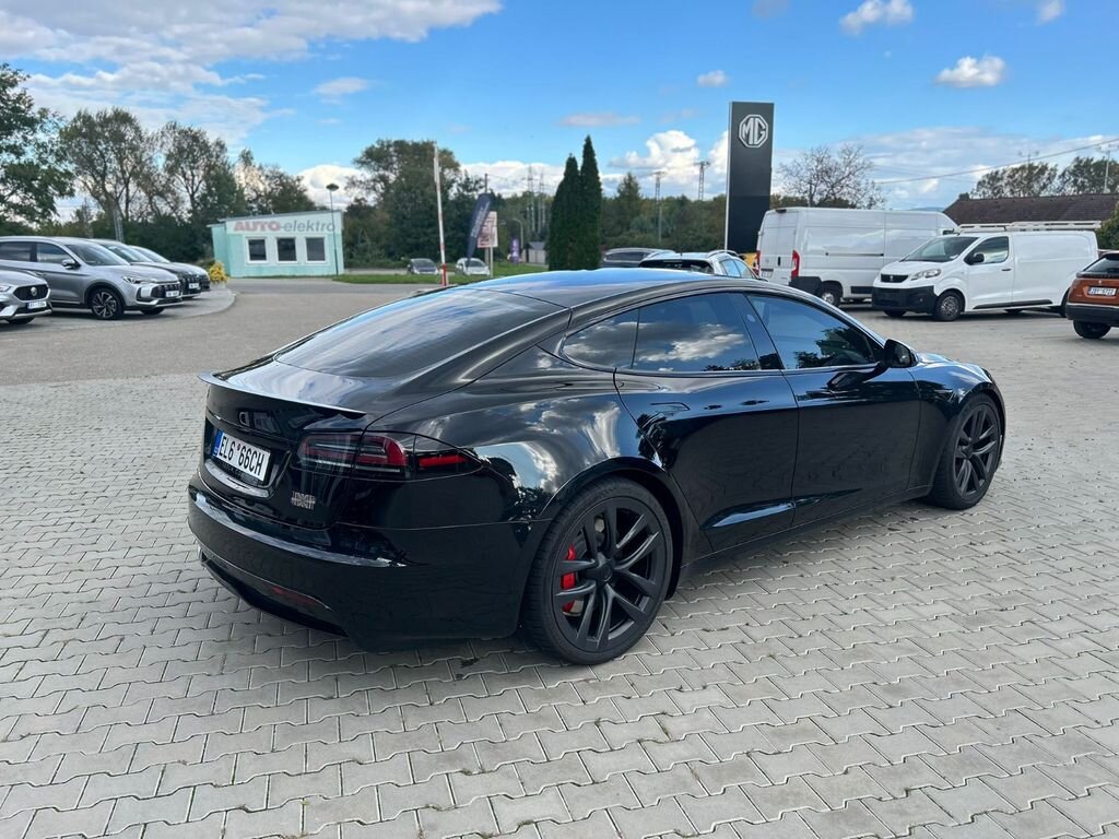 Tesla Model S Sedan / Limuzína 0,0 760 kw