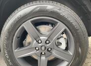 Land Rover Defender 13