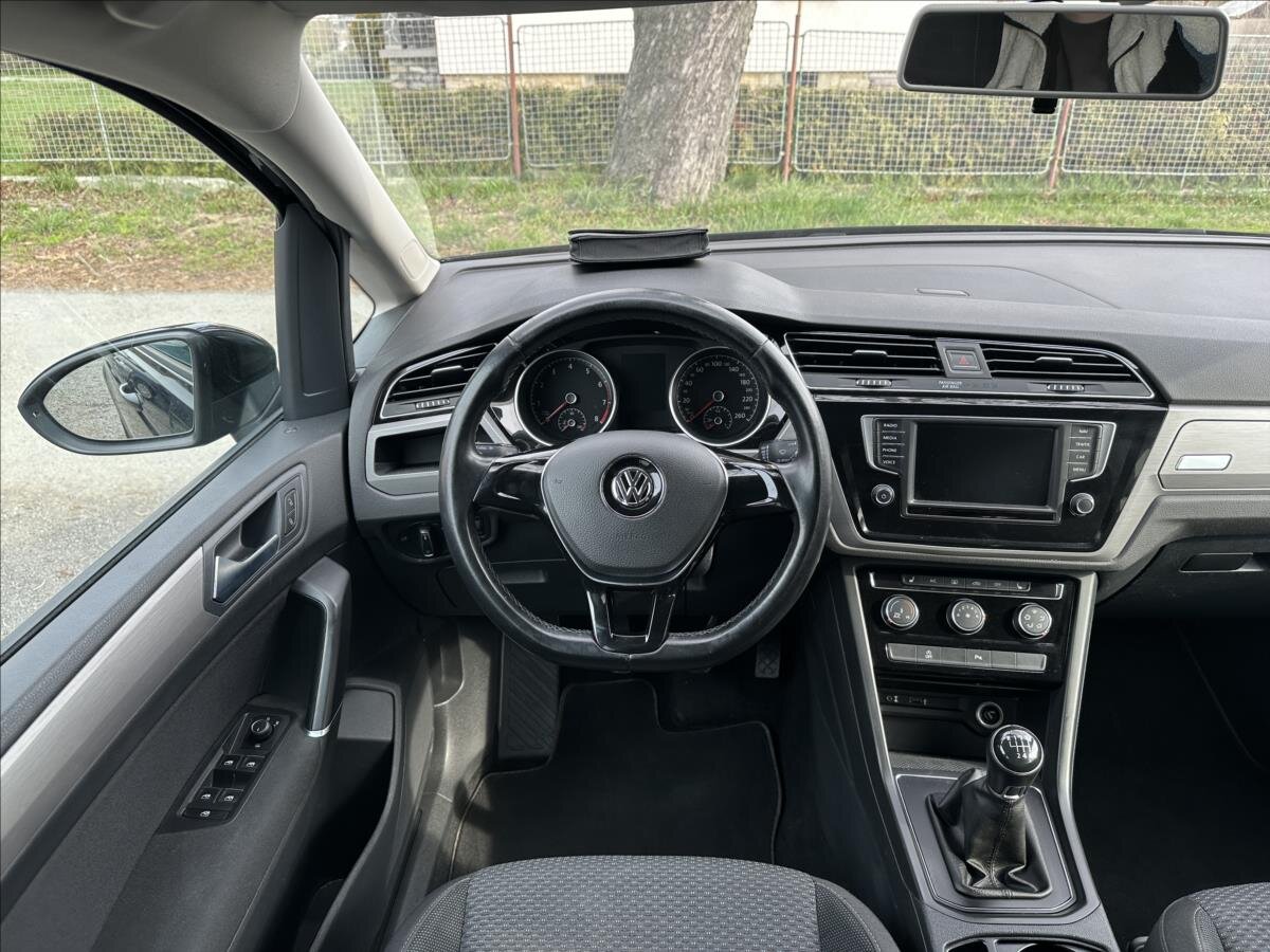 Volkswagen Touran MPV 1,2 l 81 kw