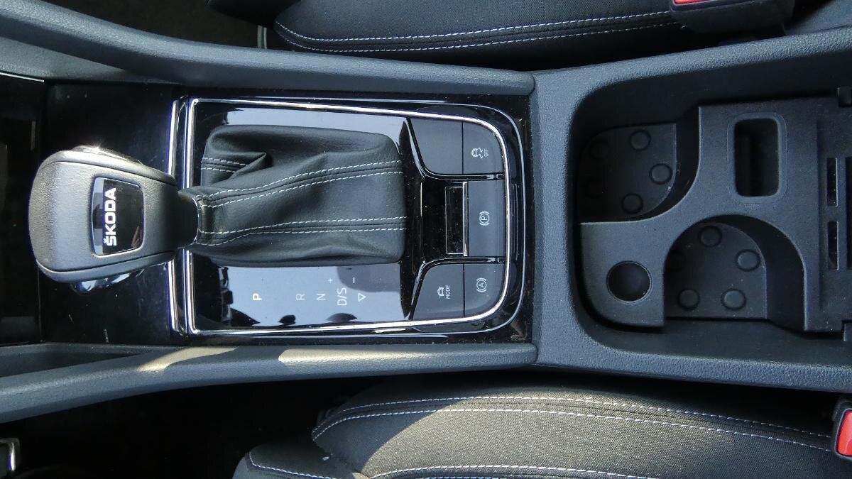 Škoda Karoq SUV / Terénní 1,5 l 110 kw