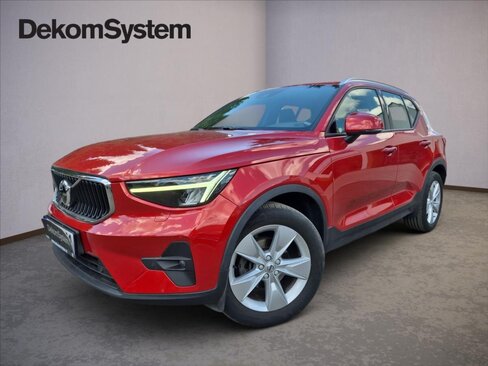 Volvo XC40 SUV / Terénní 1,5 l 95 kw