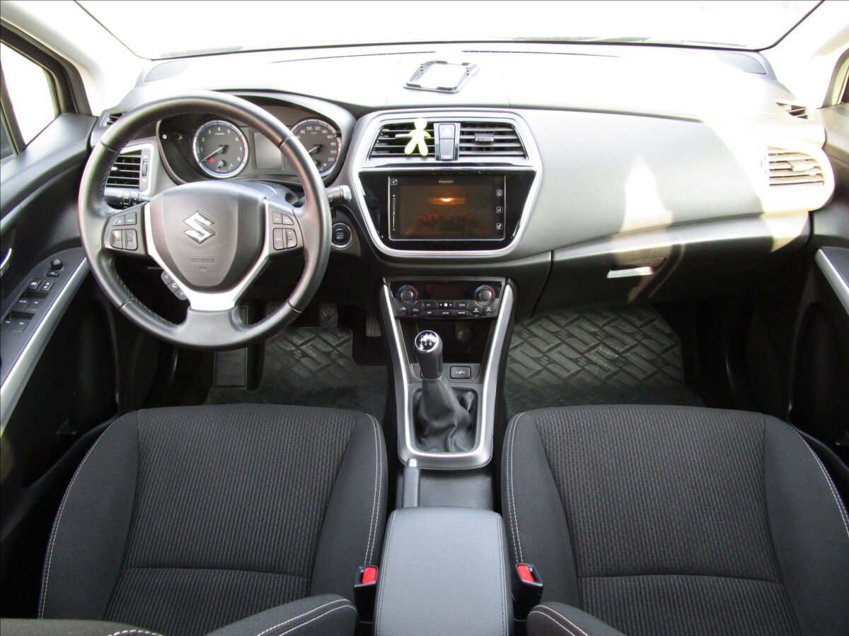 Suzuki SX4 Hatchback 998,0 82 kw