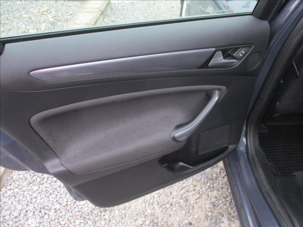 Ford Mondeo Kombi 2,0 l 103 kw