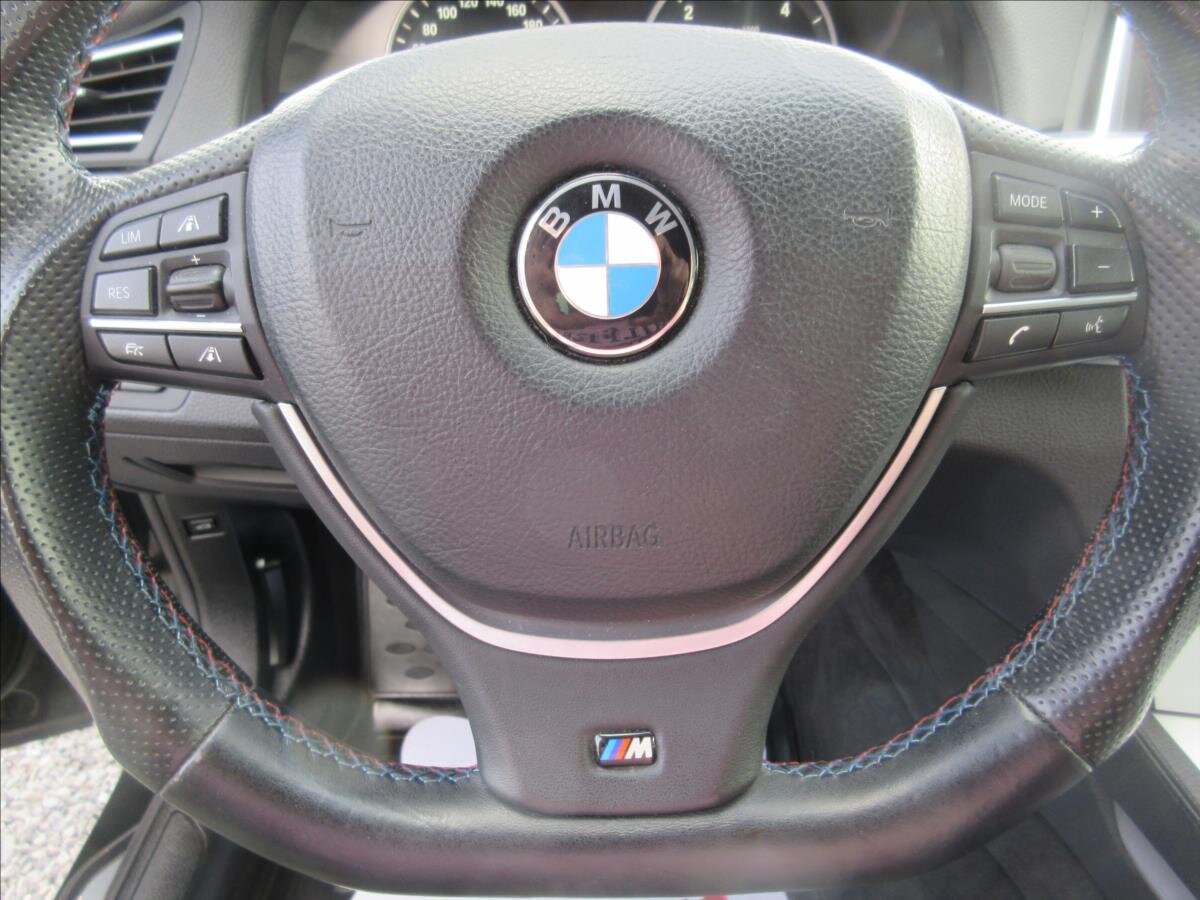 BMW Řada 7 Sedan / Limuzína 3,0 l 190 kw