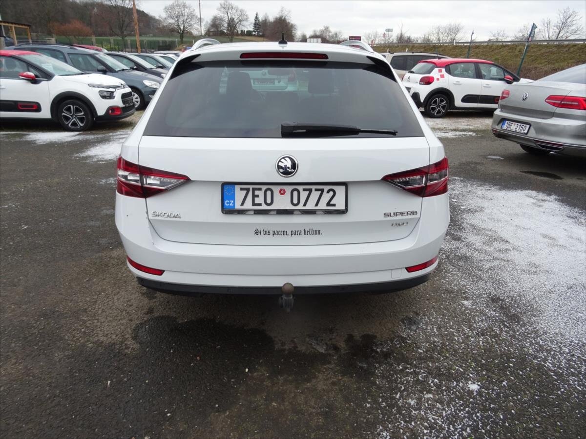 Škoda Superb
