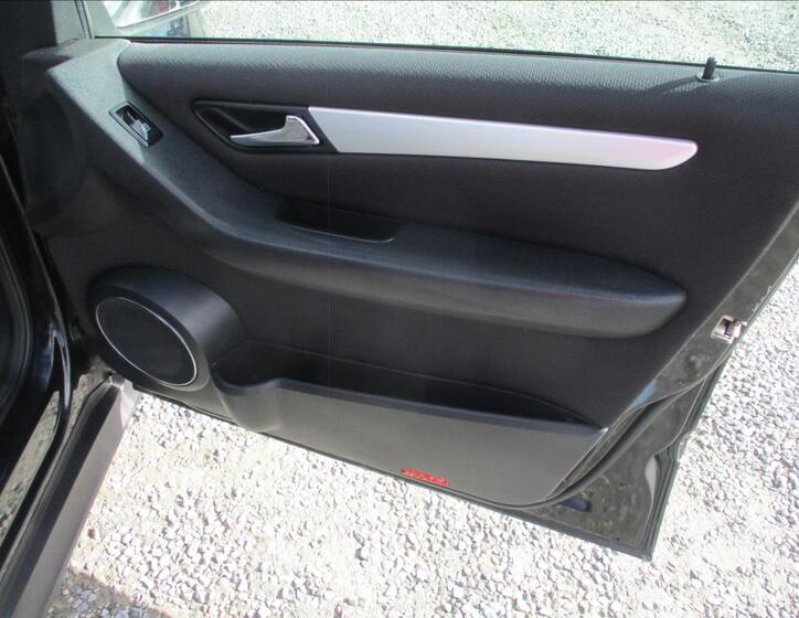 Mercedes-Benz Třídy B 10