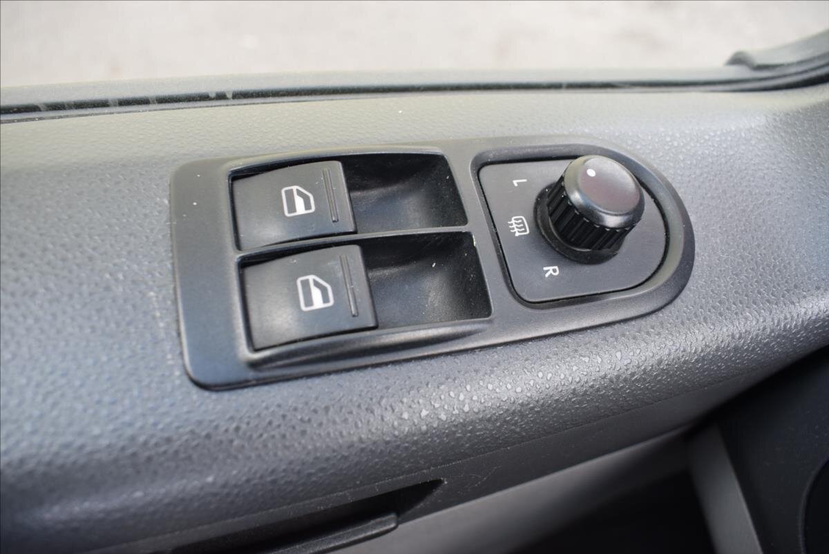 Volkswagen Transporter Ostatní 2,5 l 96 kw