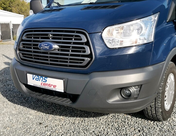 Ford Transit 18