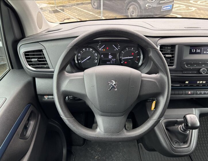 Peugeot Traveller Kombi 2,0 l 110 kw