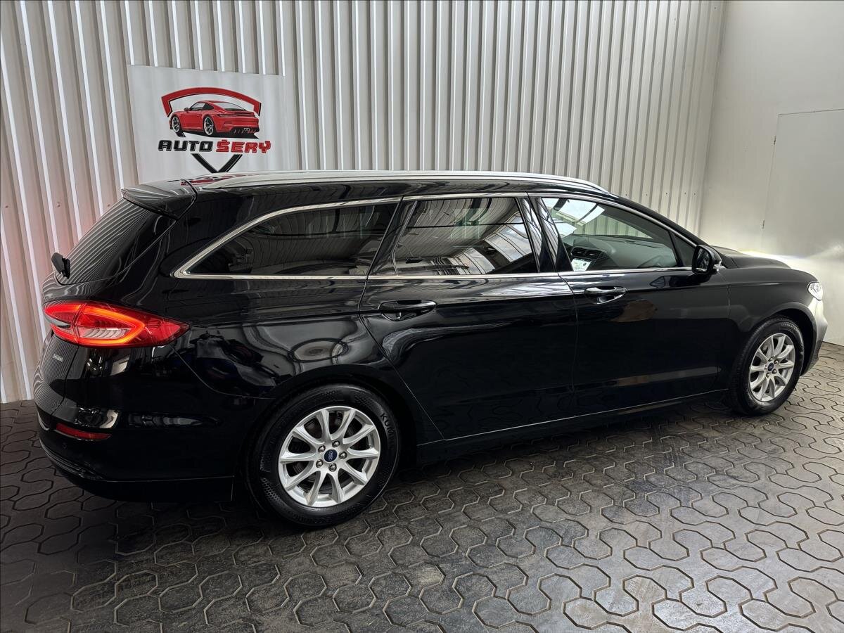 Ford Mondeo Kombi 1,5 l 121 kw